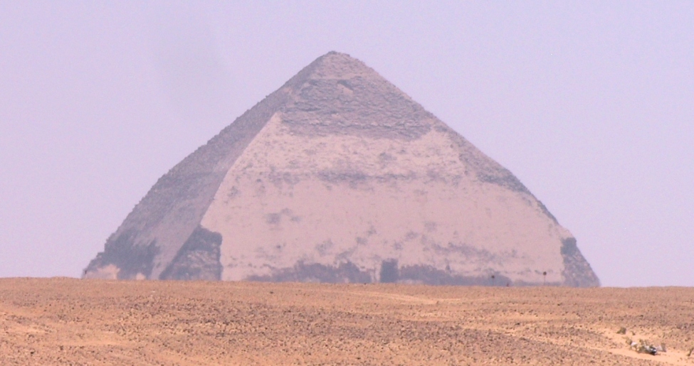 Piramide romboidale di Dashur (Source: commons.wikimedia.org)